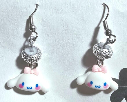 Cinnamaroll earrings